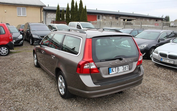 Volvo V70 cena 33900 przebieg: 244321, rok produkcji 2009 z Ślesin małe 497